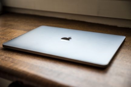 Мнение: Стоит ли покупать новый Apple MacBook Air (2020)? Сравнение с конкурентами